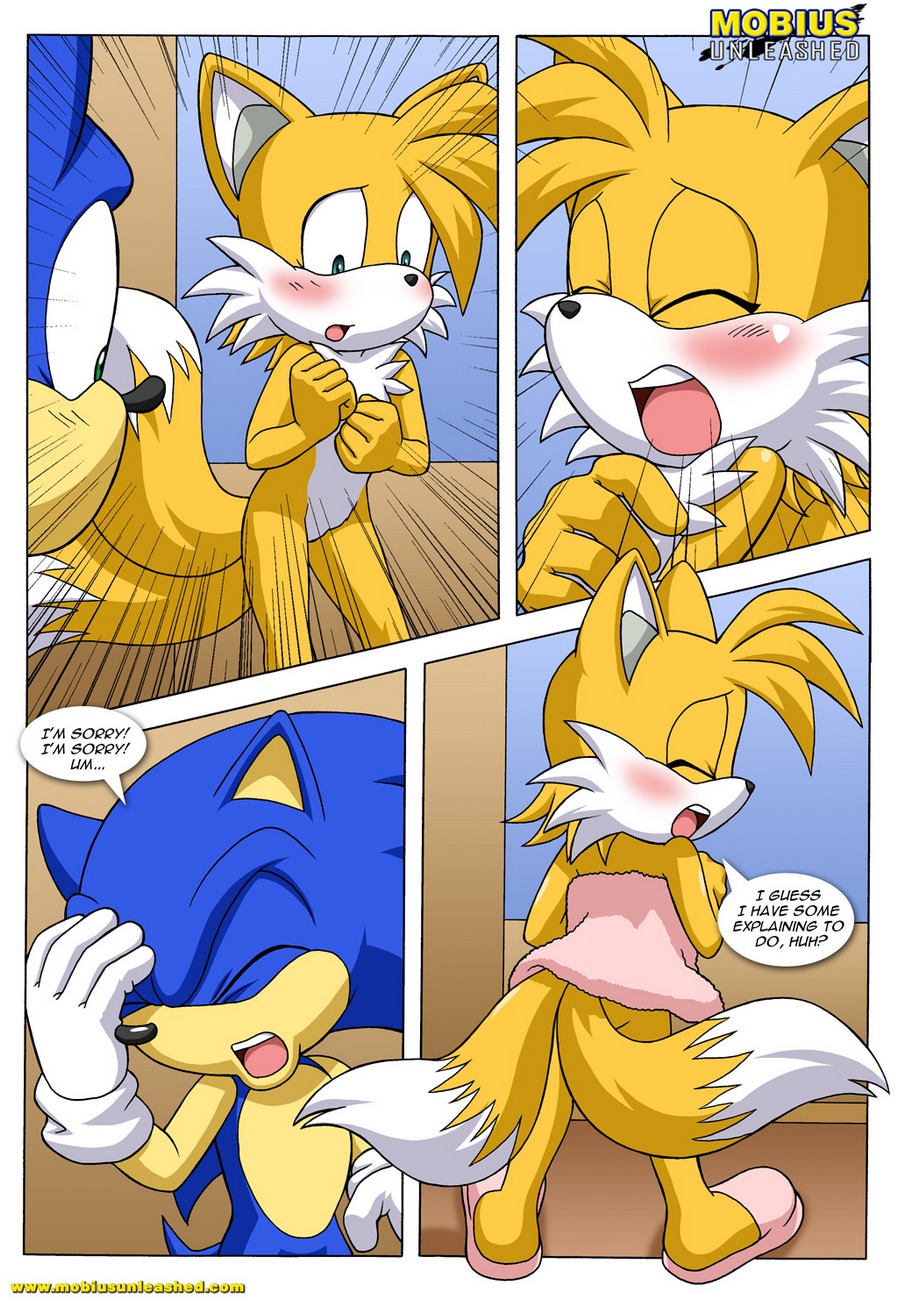 Sonic and tails naked